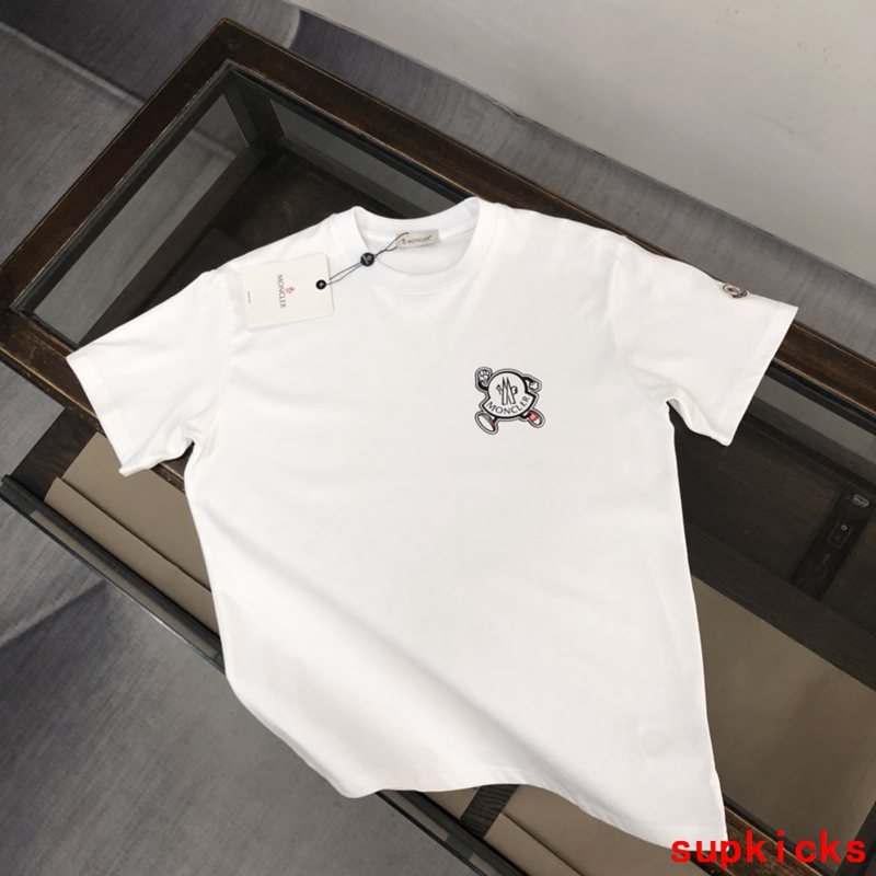 Moncler Luxury Cloth