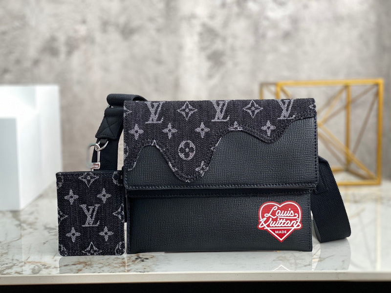 I W Fashion Lu-Vi bags - 17277