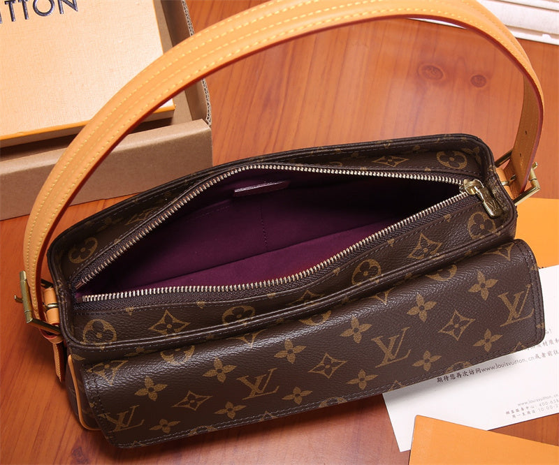 PHA - LOV Bags - 084