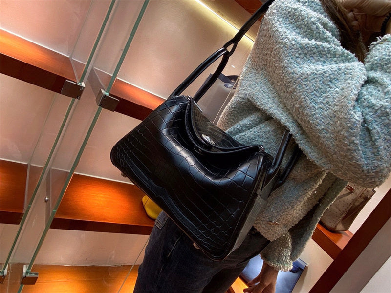 PHA - HMS Bags - 932