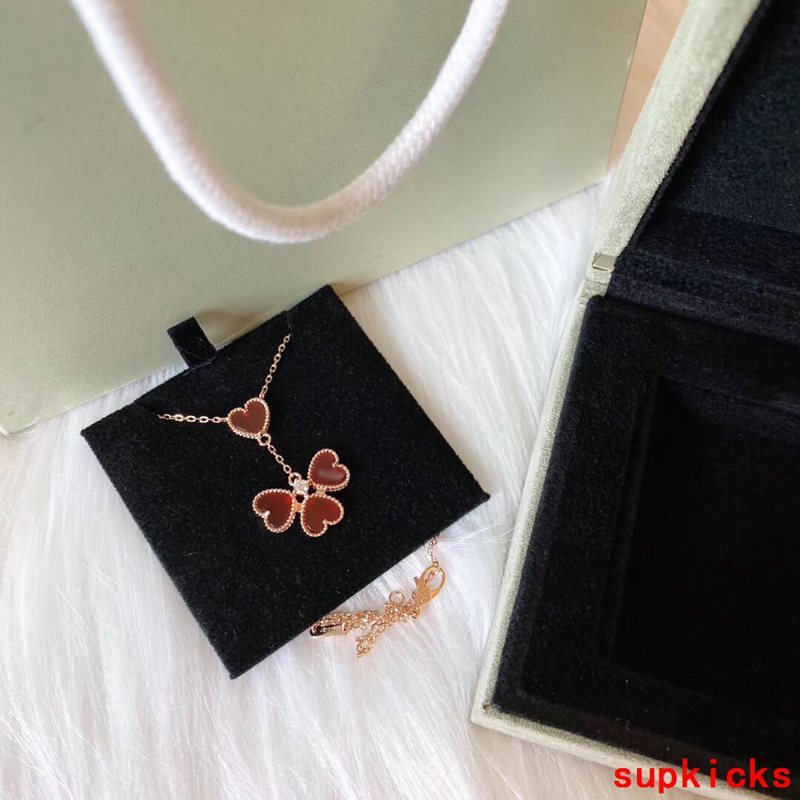 Van Cleef & Arples Jewelry