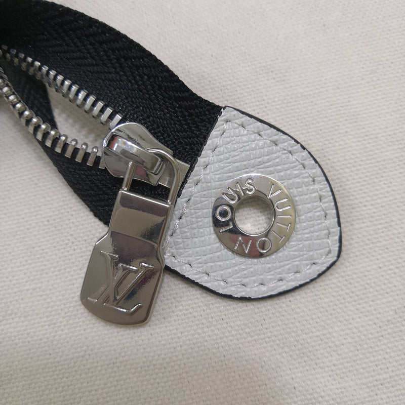 LOV2 Bags - Luxurious Bags  2762