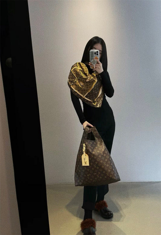 PHA - LOV Bags - 412