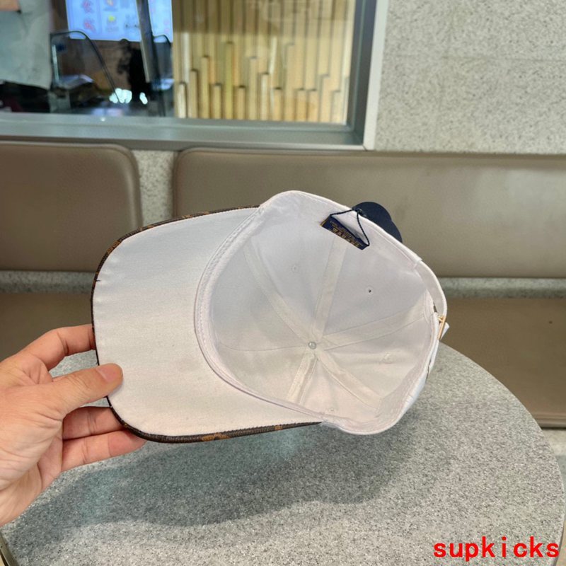 Louis Vuitton Luxury Cap