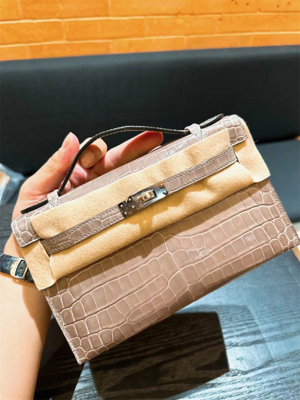 PHA - HMS Bags - 190