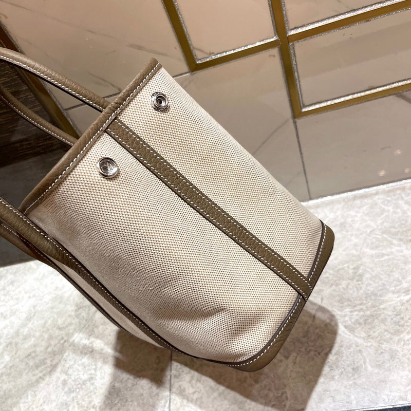 PHA - HMS Bags - 1635