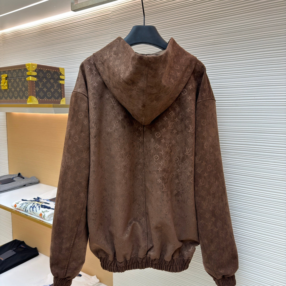 LOU JACKET