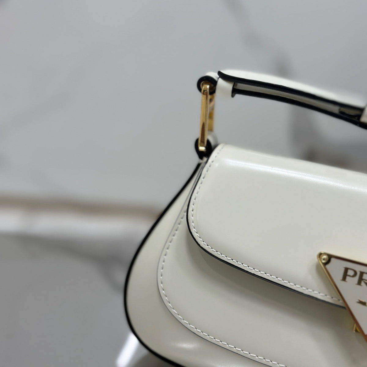 PD SHOULDER BAG