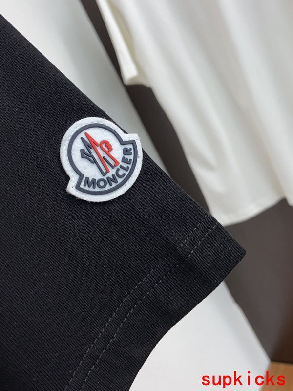Moncler Luxury Cloth