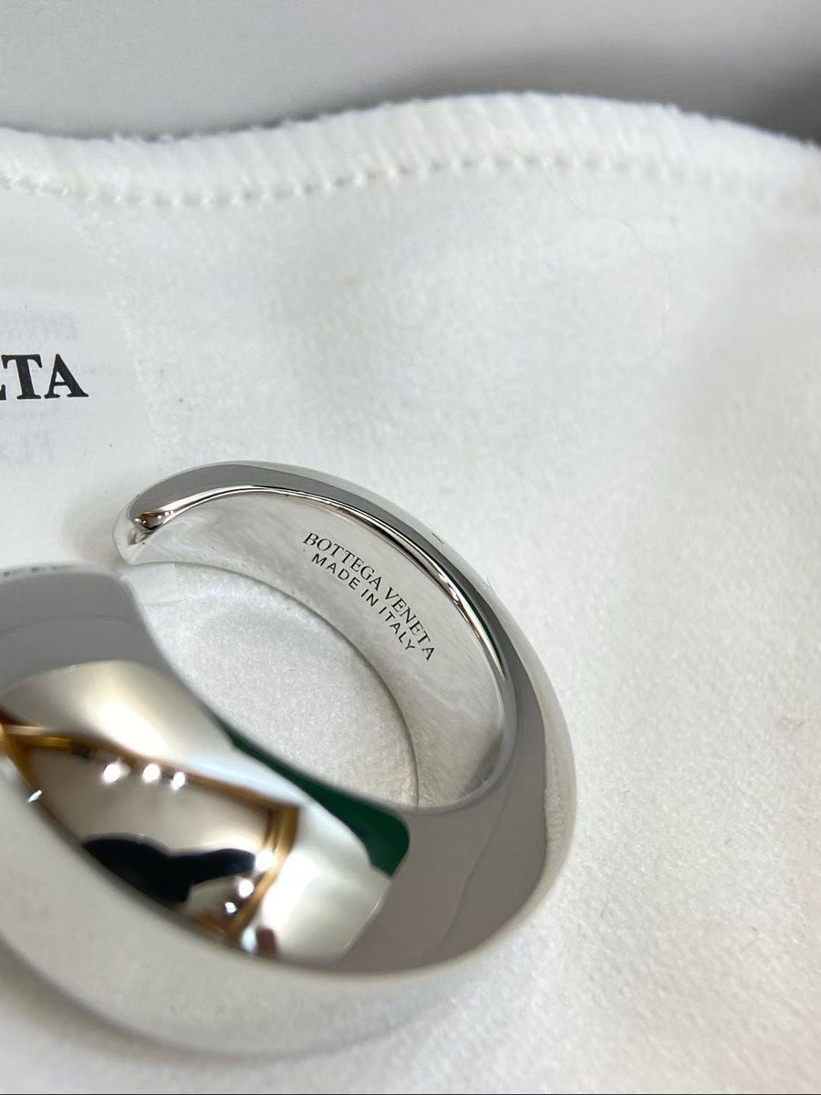BOTT V RING