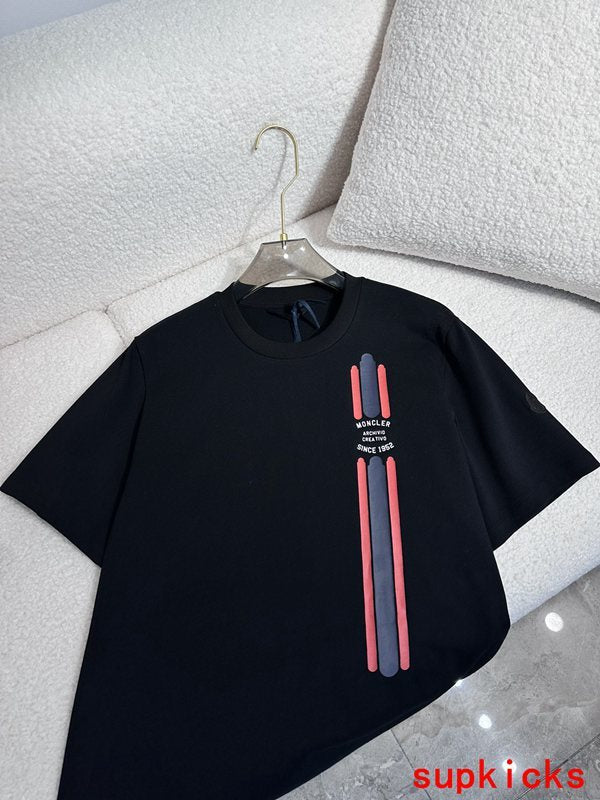 Moncler Luxury Cloth
