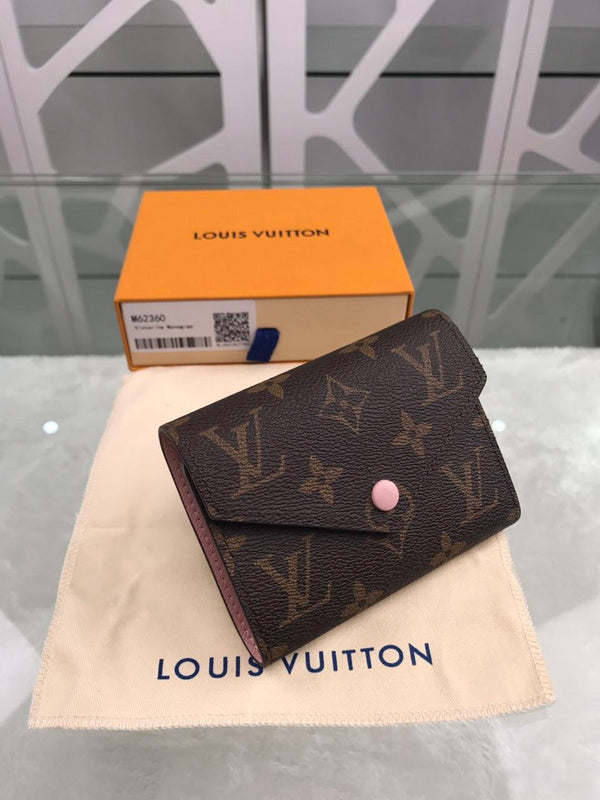 I W Fashion Lu-Vi bags - 17487