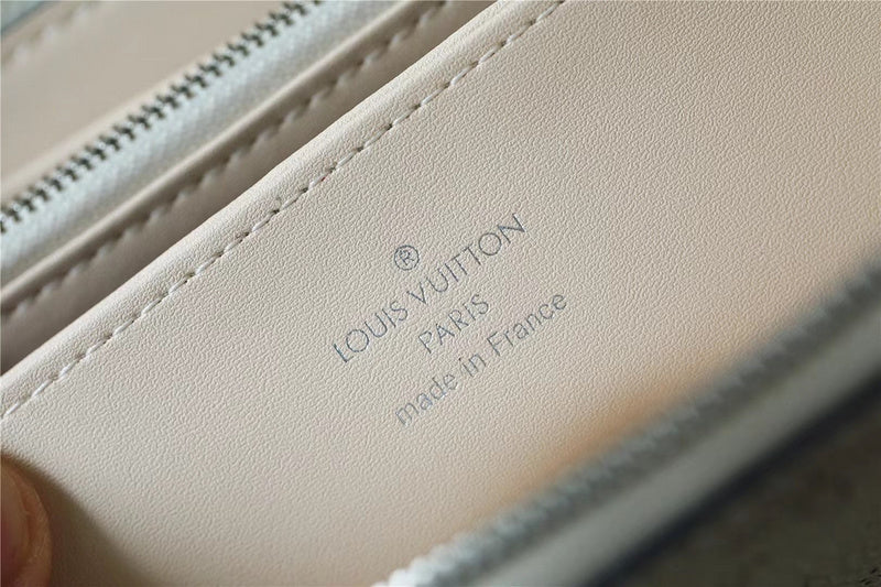 I W Fashion Lu-Vi bags - 8757