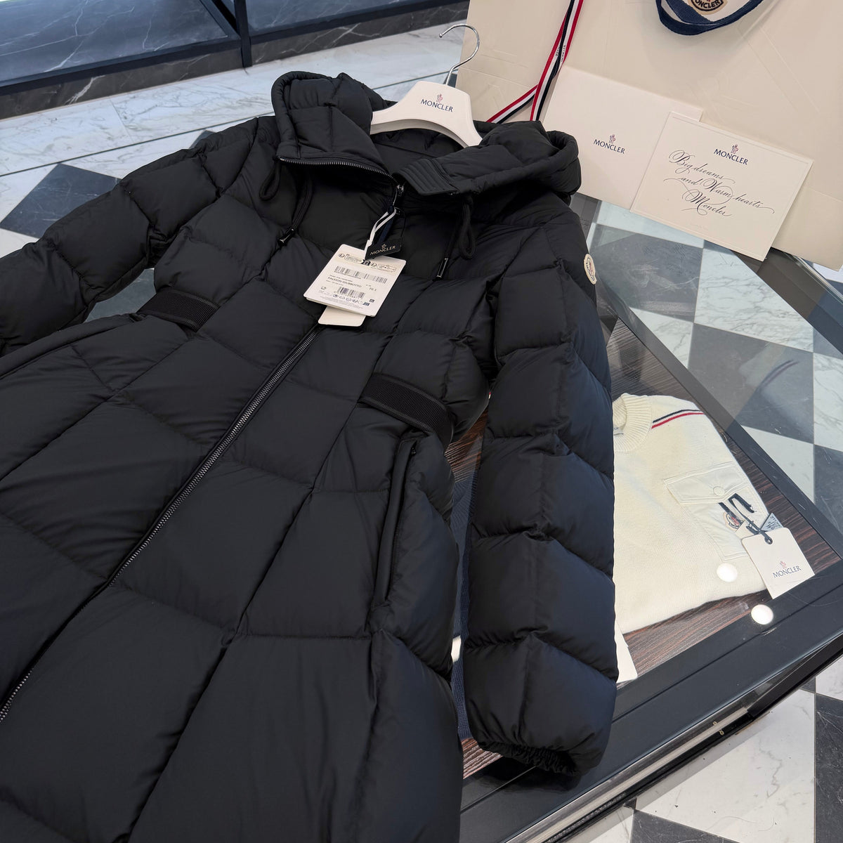 MONC FAUCON COAT
