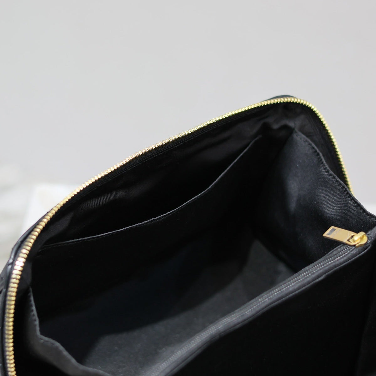 SL GABY POUCH