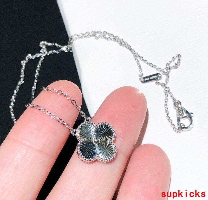 Van Cleef & Arples Jewelry