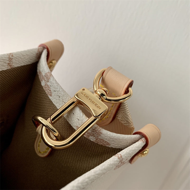 PHA - LOV Bags - 247