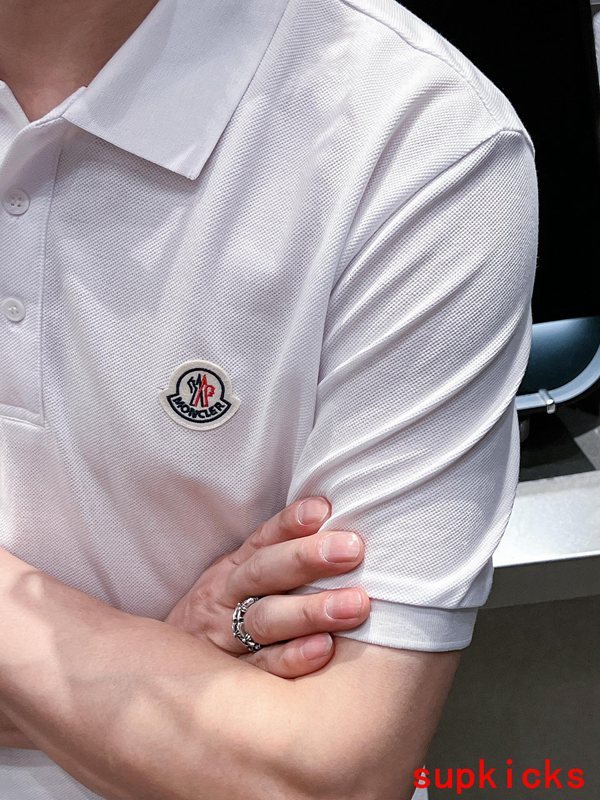 Moncler Luxury Cloth