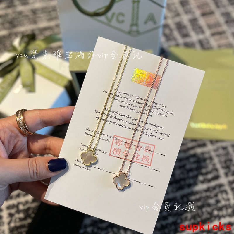 Van Cleef & Arples Jewelry