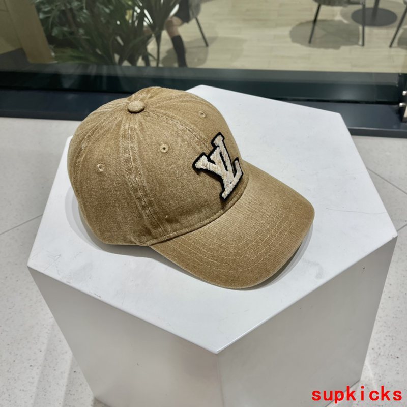 Louis Vuitton Luxury Cap