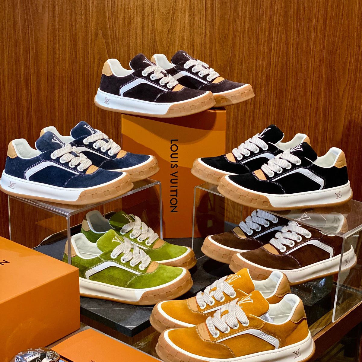 LOU TILTED SNEAKERS