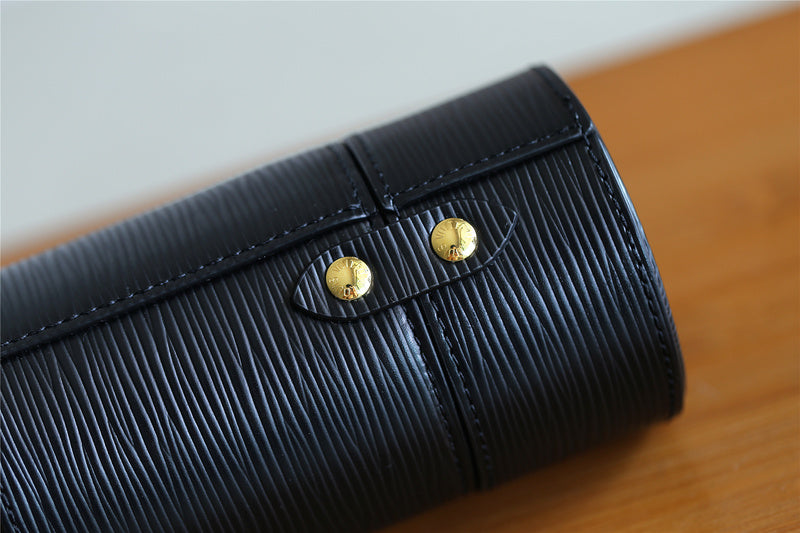 I W Fashion Lu-Vi bags - 9384