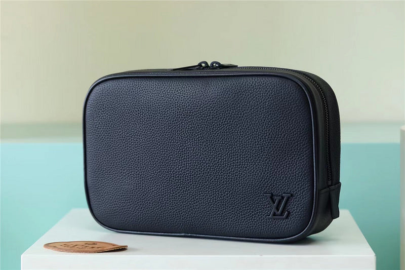 I W Fashion Lu-Vi bags - 10680