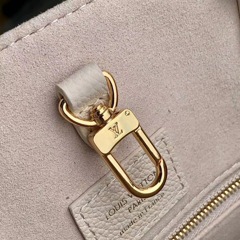 I W Fashion Lu-Vi Bags - 16613