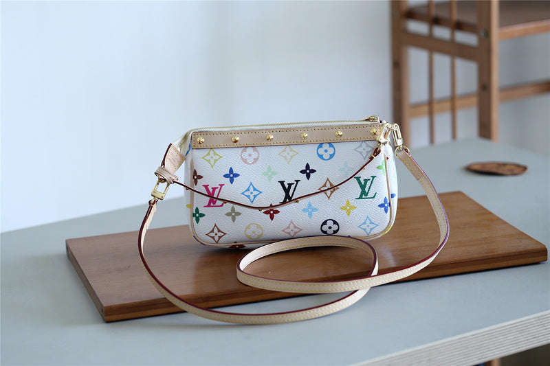 I W Fashion Lu-Vi bags - 9055