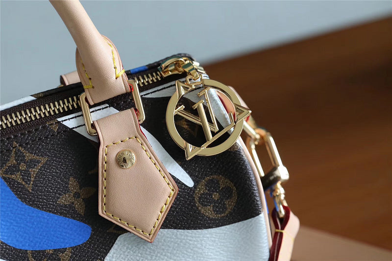 I W Fashion Lu-Vi bags - 8154