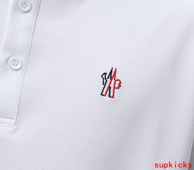 Moncler Luxury Cloth