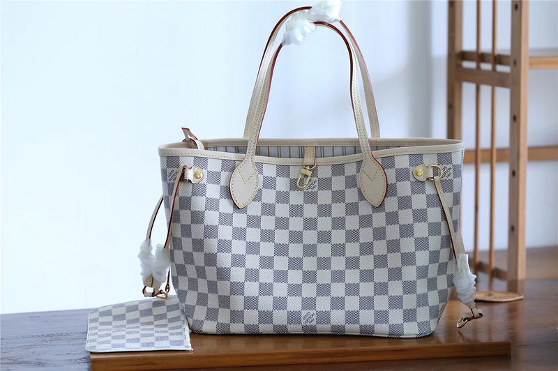 I W Fashion Lu-Vi bags - 8102