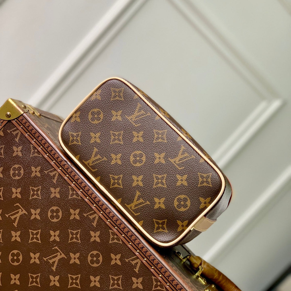 LOU CRUISER TOILETRY BAG