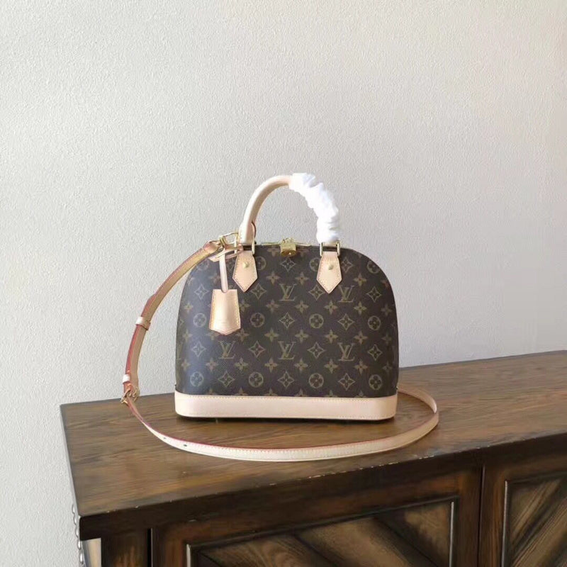 I W Fashion Lu-Vi bags - 17890