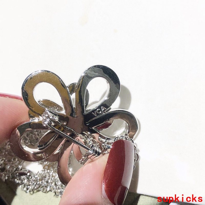 Van Cleef & Arples Jewelry