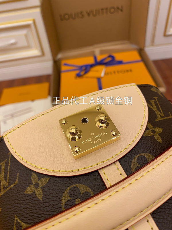 I W Fashion Lu-Vi bags - 17555