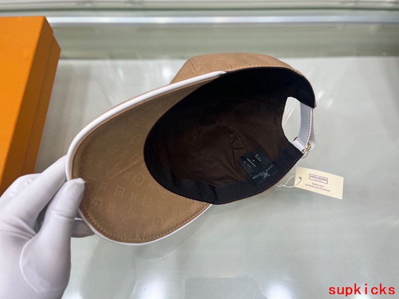 Louis Vuitton Luxury Cap