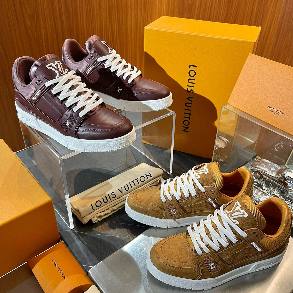 LOU TRAINERS