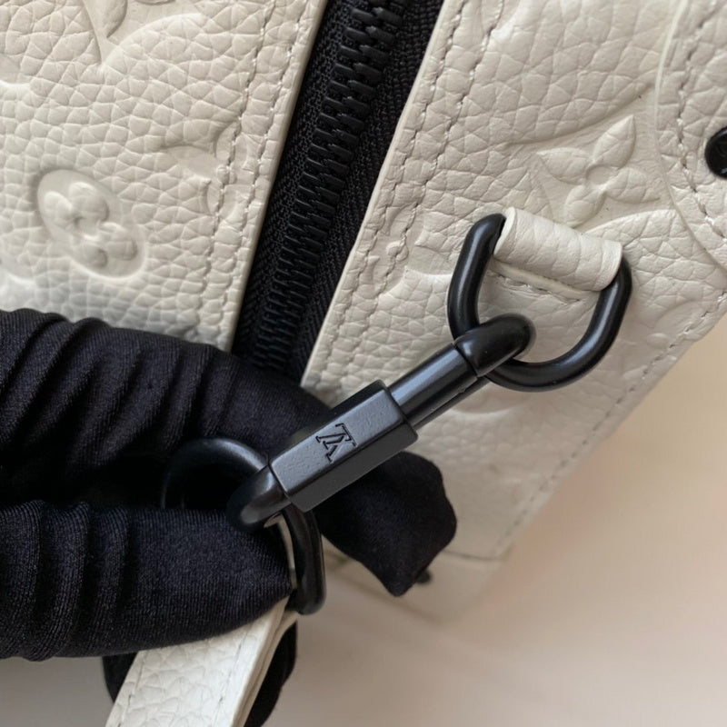 I W Fashion Lu-Vi bags - 17819