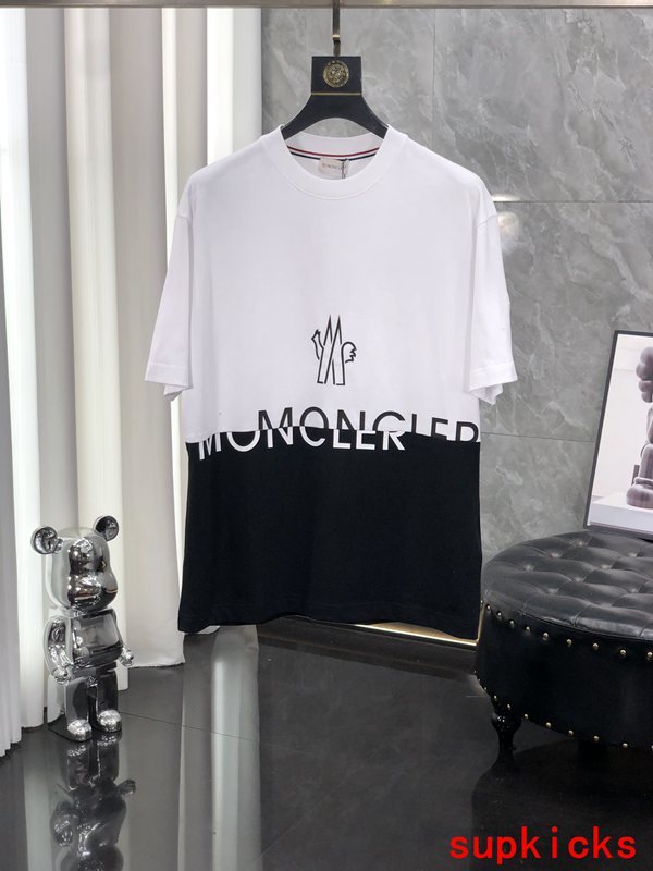 Moncler Luxury Cloth