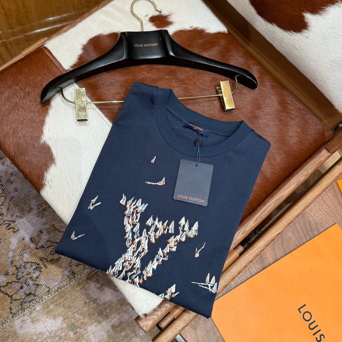 LOU T-SHIRT