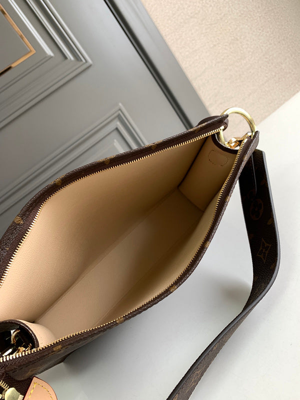 I W Fashion Lu-Vi bags - 17053