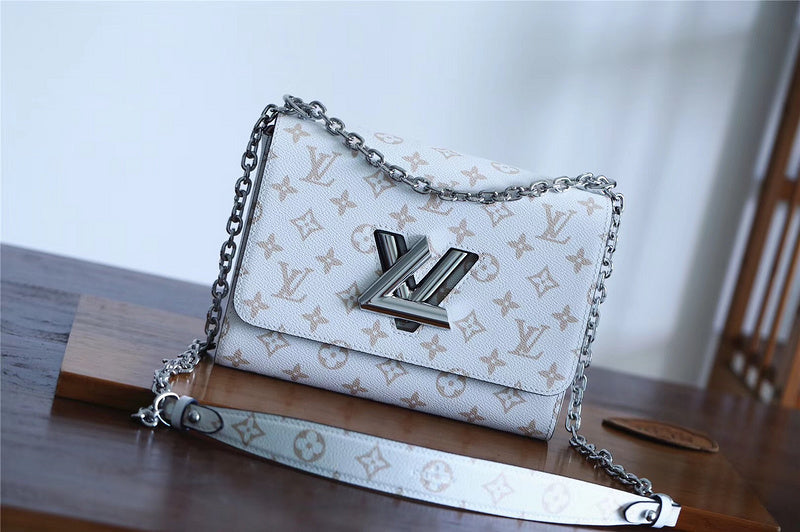 I W Fashion Lu-Vi bags - 8471