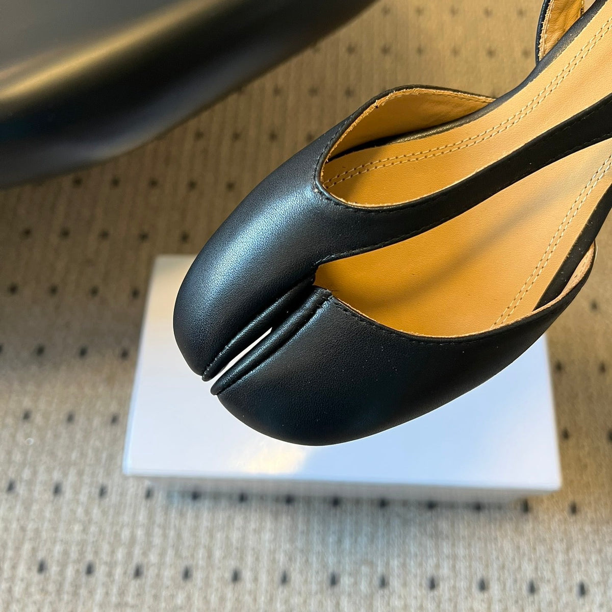 MAISON M TABI SLINGBACK
