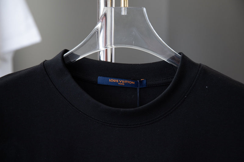 Louis Vuittion Luxury T-Shirt