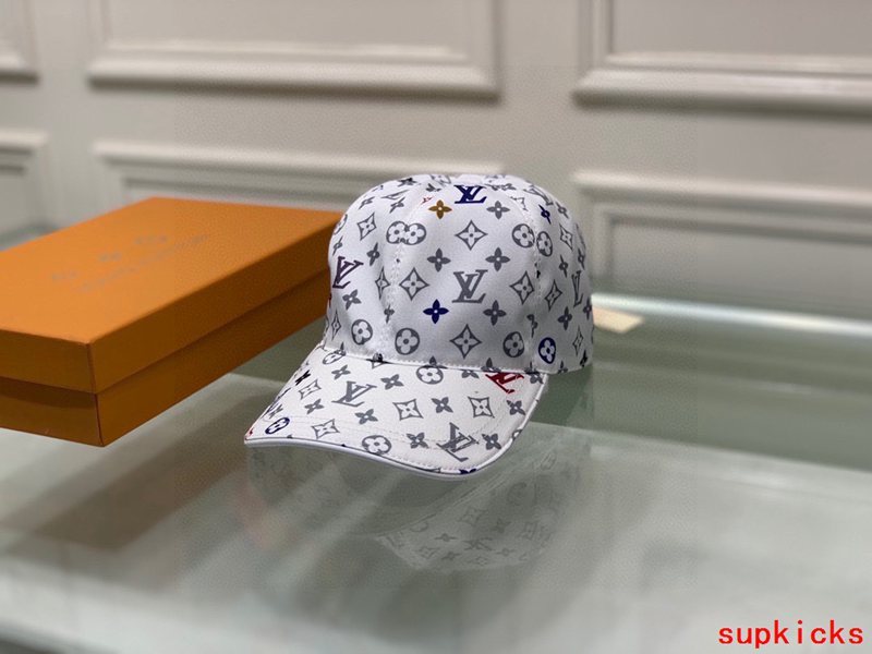 Louis Vuitton Luxury Cap