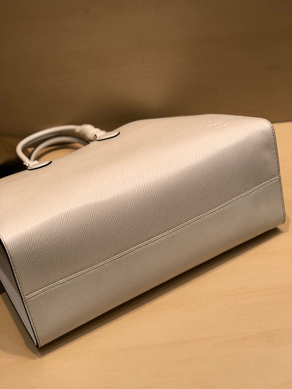 I W Fashion Lu-Vi bags - 17777