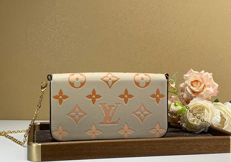 Ava’s Mode - LOV Bags - 2500