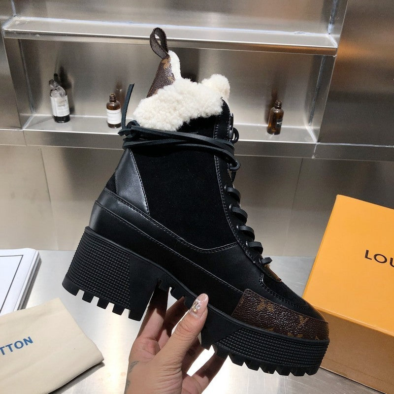 Louis Vuittion Luxury Shoes