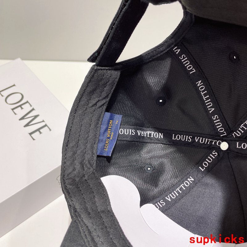 Louis Vuitton Luxury Cap